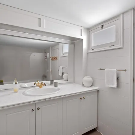 St Lazar Penthouse